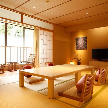 Yuraku Kinosaki Spa & Gardens Toyooka  Exterior photo