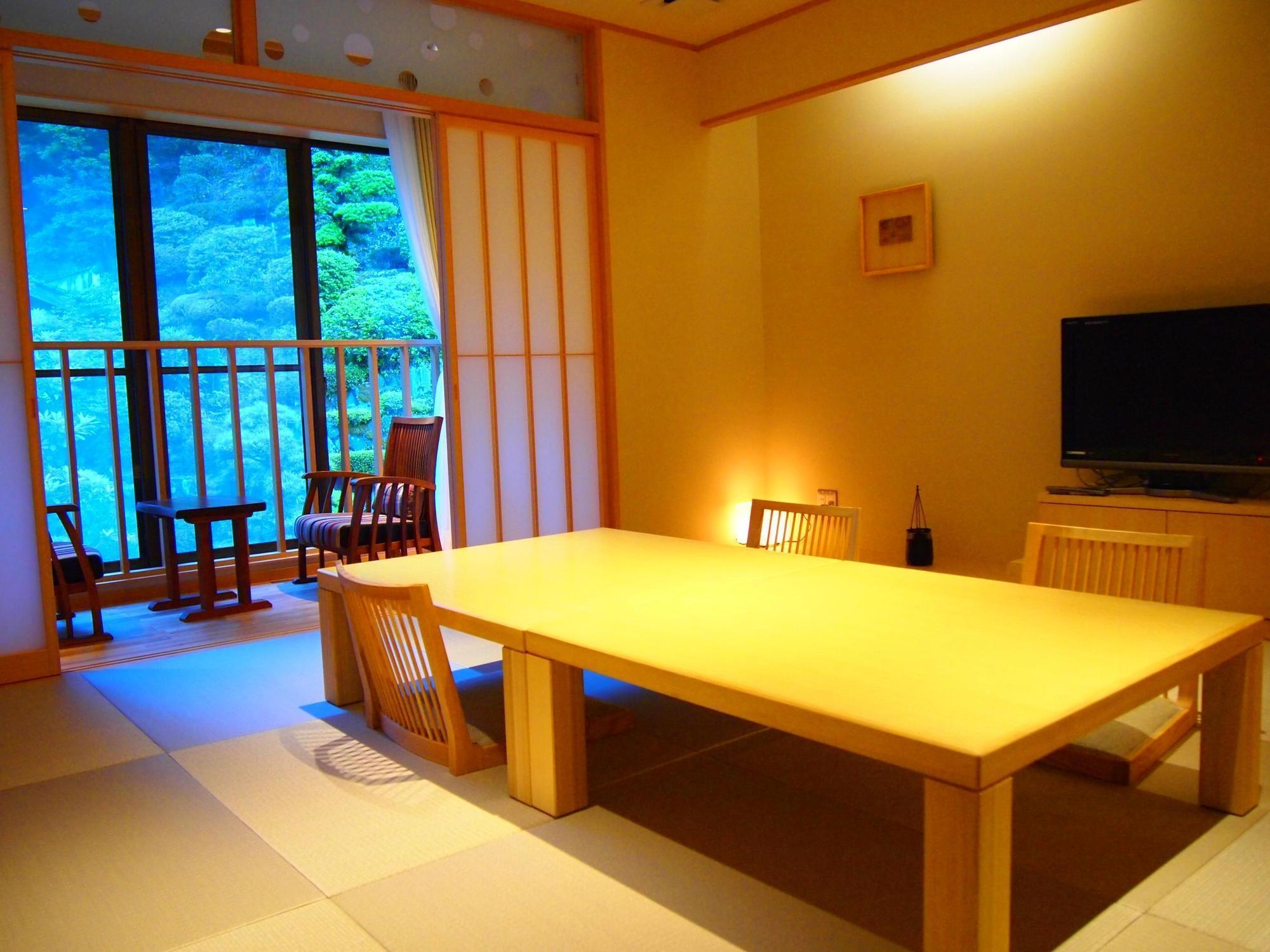 Yuraku Kinosaki Spa & Gardens Toyooka  Exterior photo